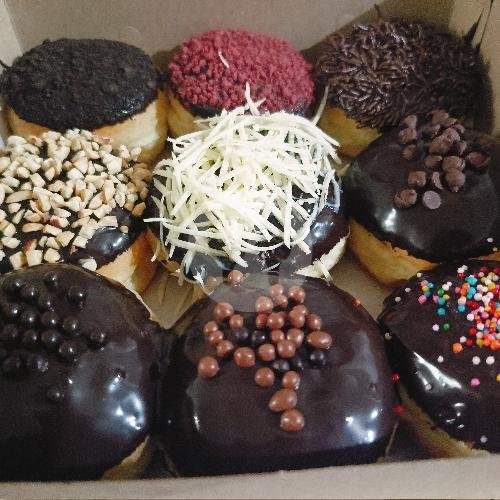 Donat Coklat Meses isi 10 menu Donat Maryam, Blunyah Rejo