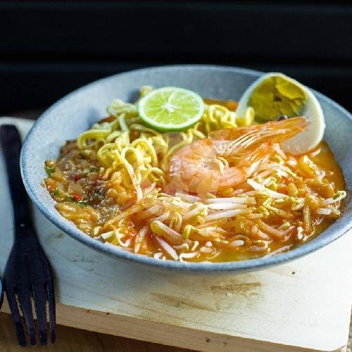 Rujak Mie menu Pempek Najo, Arwana