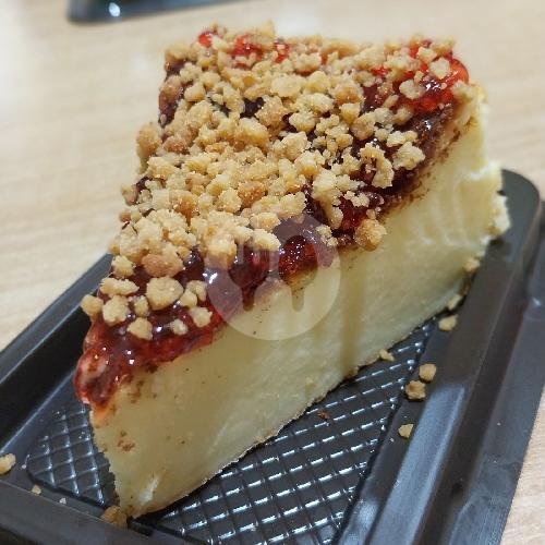 Review Menarik Poofy Puff Solo: Surga Cream Puff di Jl. MH Thamrin