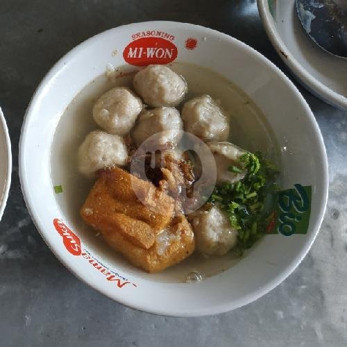 Bakso Super Urat menu Bakso Beranak Dan Nyamleng Ibu Umi Jalan Hasanudin Mojosari