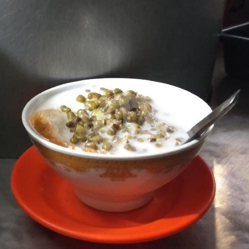Bubur Ketan Item. menu Bubur Ayam & Kacang Ijo Madura, Kecamatan