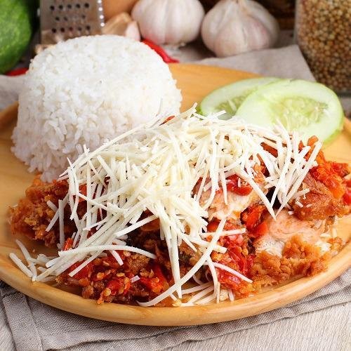 Paket Nasi Ayam Geprek Saos Telur Asin menu I Am Geprek Bensu, Cipete