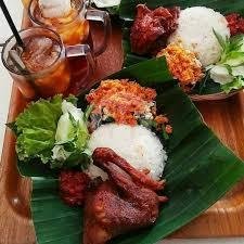 Paket Ayam Goreng Rame Rame menu Ayam Bakar Khumaira, Meruya