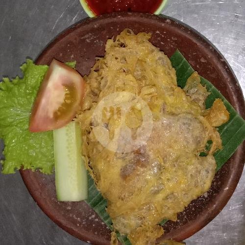 Ikan Asam Manis menu Seafood Pempek Mama Oky, Bandar Damar
