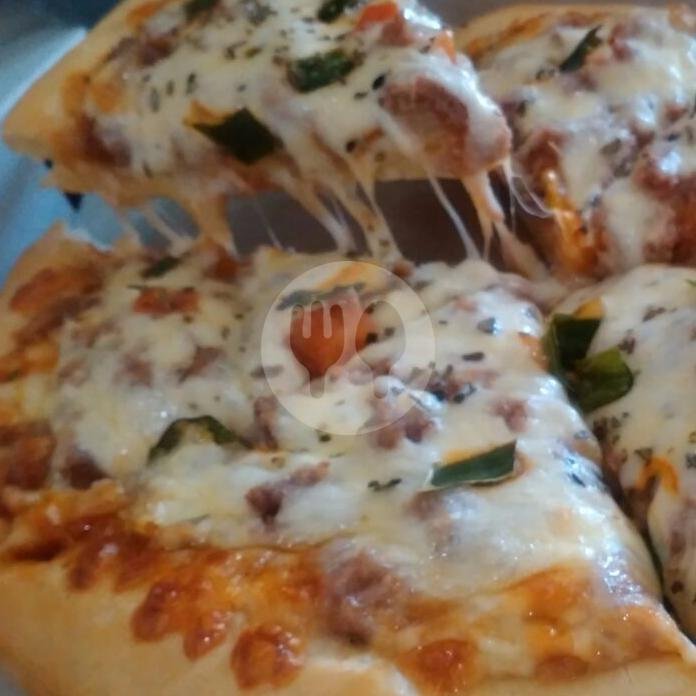 Pizza Kitchen Pamulang: Surga Pizza Terjangkau dengan Rasa yang Menggugah Selera