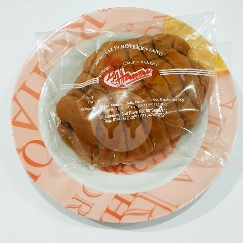 Roti Bantal Coklat Keju menu Hawai Bakery