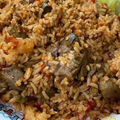 Nasgor Kulit Crispy menu Warung Karyo, Kedung Baruk