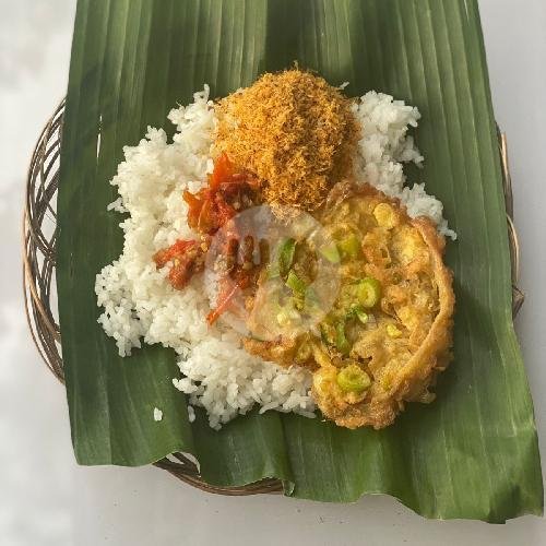 Review Warung Bu’ Warni: Surga Kuliner di Mojolangu dengan Harga Terjangkau