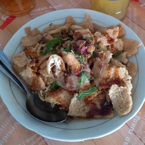 Mie Kopyok Jumbo menu Mie Kopyok Pak Dhuwur, Stadion