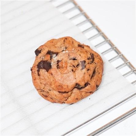 Red Velvet With Cream Cheese (Large) menu Dou Cookies & Chocolate Daily