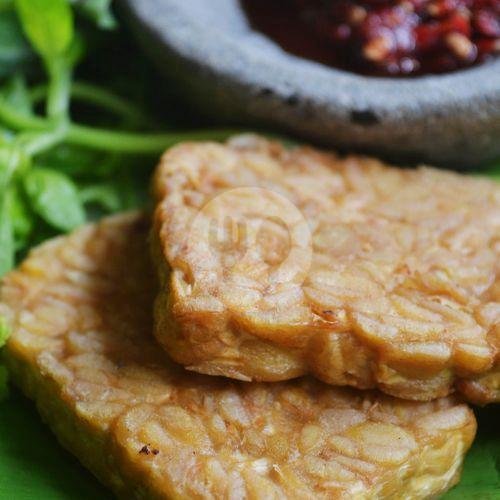 Perkedel Kentang menu Ayam Goreng Nikmat, Panaitan