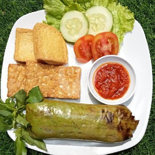 Iga Bakar+Nasi menu Dapur Surya Jln Imogiri Timur Km 13 Sebelah Surya Mart