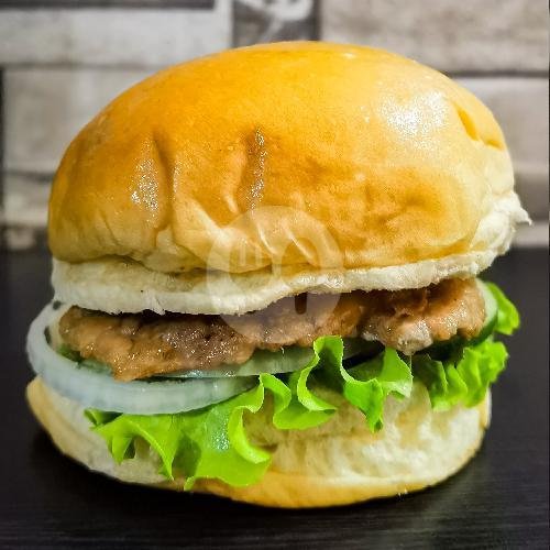 Burger Bundsdit menu Burgerax KWB, Diponegoro