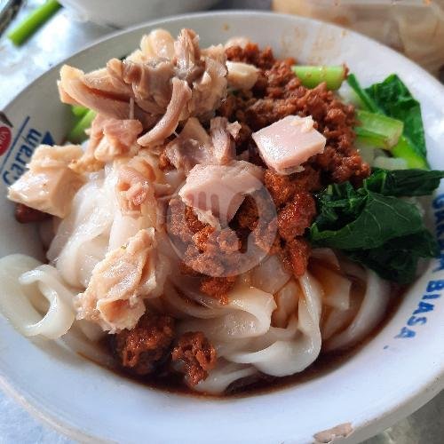 BAKMI KARET PANGSIT ISI DAGING AYAM menu BAKMI KARET 5R Pejagalan-pekojan