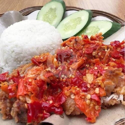 Paket Ayam Geprek + Nasi . Gratis Teh.Hangat/Air.Mineral menu Mikayla Ayam Kremes & Ayam Geprek, Gedangan