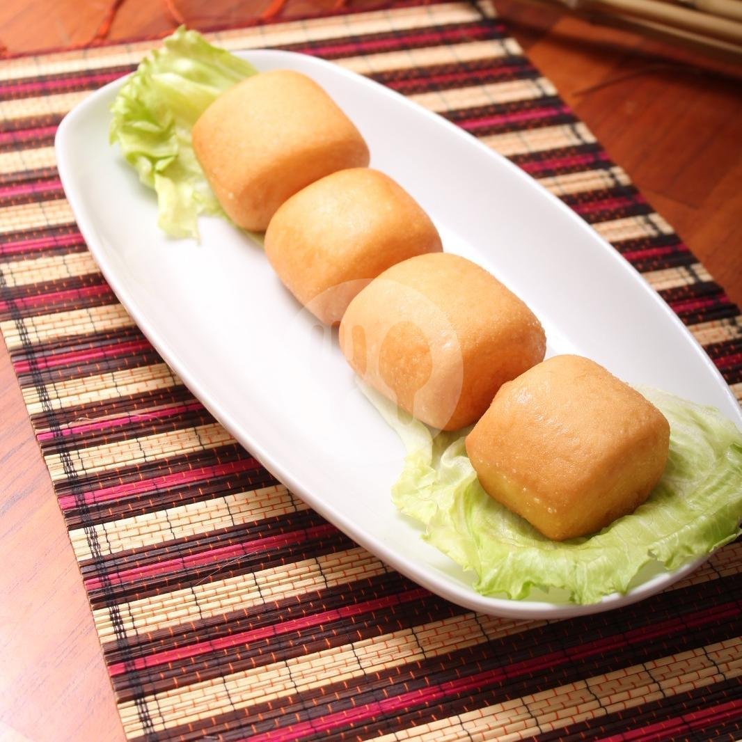 Bakwan Jagung 3 pc menu Sulawesi, Kemang Raya