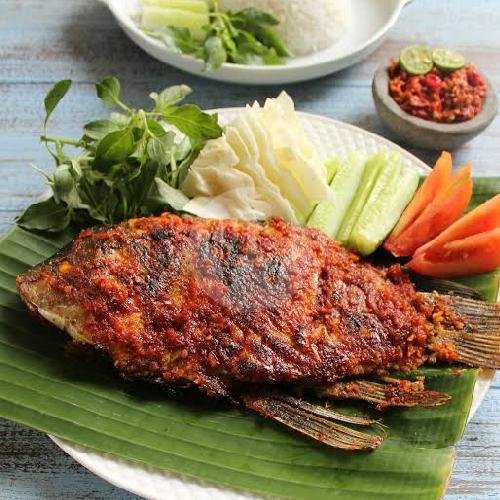 Plencing Kangkung menu Ayam Taliwang Sumagung, Klp. Gading Permai Raya