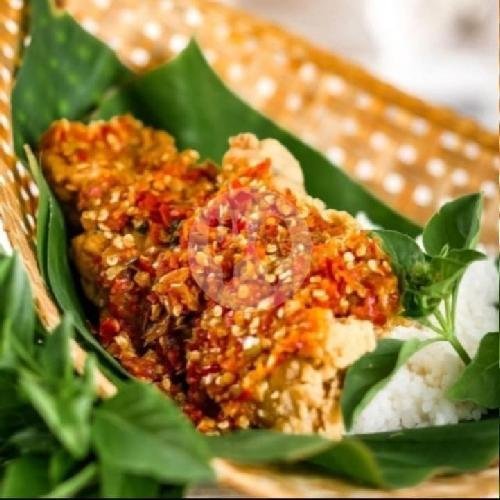 INDOMIE DObel Spesial Pake Telor menu Ayam Geprek Auliyan, Lidah Wetan Gg 10 C No 50