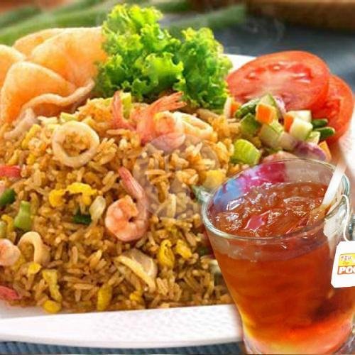 Kwetiau Goreng Seafood + Es Teh menu Nasi Goreng Seafood 23, Pandega Marta