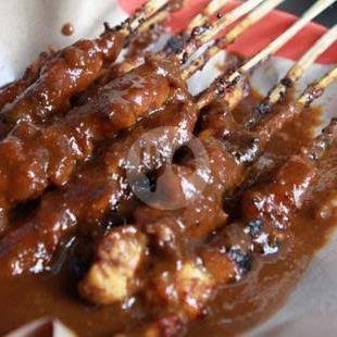 10 Tusuk Sate Ayam Campur Kulit menu Sate Ayam Madura Bang Agus Jelambar