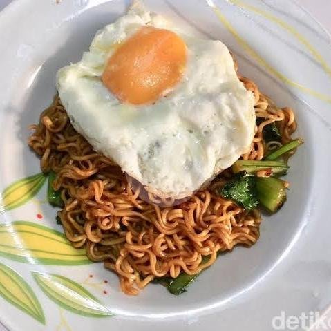 Es Jamu Banteng Sari Rempah menu Warkop Berkah Warmindo, Pondok Kacang