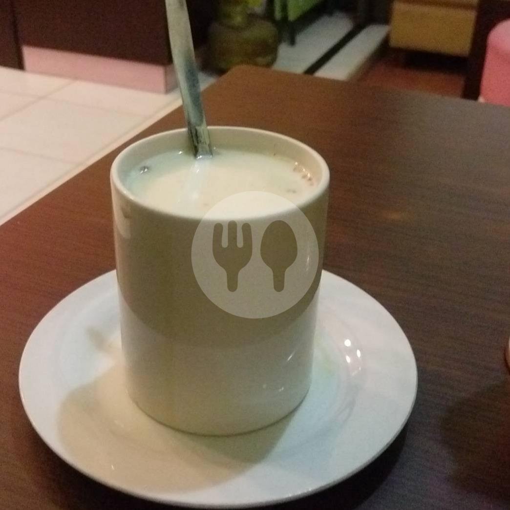 Susu Kambing Jahe Rempah menu Yasmin Yogurt Cafe, Pasar Kliwon