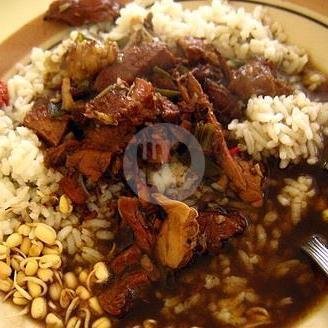Nasi Pecel menu Soto Daging Merr, Gunung Anyar