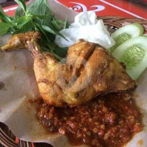 Ayam Goreng Penyet menu Pecel Lele Lamongan Mas Sugeng