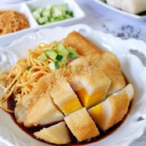BUBUR KACANG IJO menu LOTEK , RUJAK & PEMPEK IBU TITIN