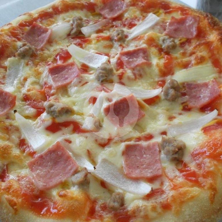 Pepperoni Beef Mushroom menu Et Veteran Pizza, Taman Asri