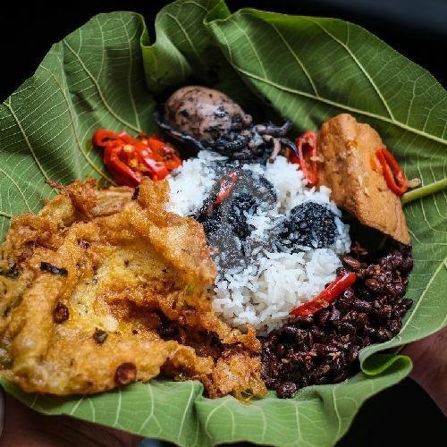 Buy 1 Get 1 - 1 Nasi Jamblang SUKA-SUKA FREE 1 Nasi Jamblang SUKA-SUKA menu Nasi Jamblang & Cumi Hitam Blekutak Dapur Buluk, Pulo Mas