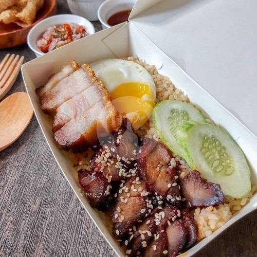 Nasi Campur Spesial menu Babi Panggang TGR 99, Green Garden