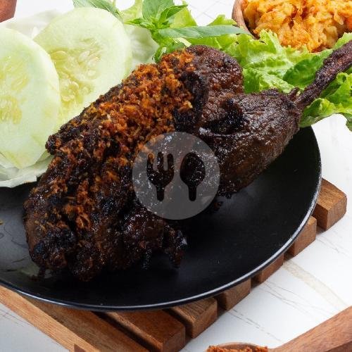 Bebek Muda Khas Madura 1/2 Ekor menu Bebek Malio, Tebet