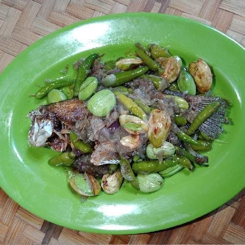 Tumis Peda Pete menu Ayam Bakar & Goreng Mang Oni, Jl Mohtar Obing