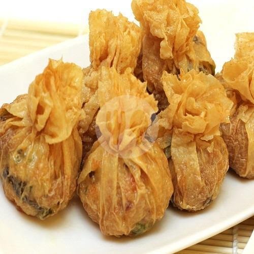 Kaki Ayam 1/2 Kg menu Bakmi Joss, Kebon Jeruk