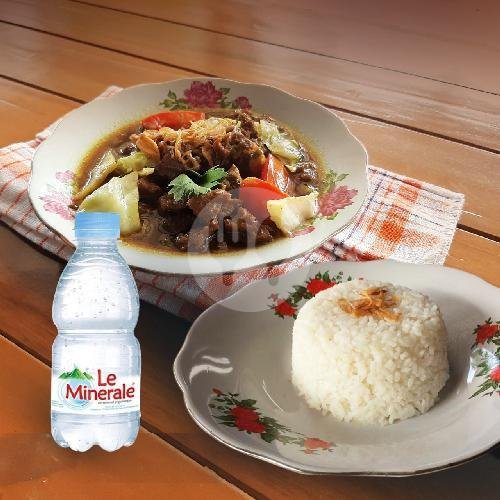 Paket Tongseng Kambing Muda menu Tongseng Mimih Momoh, Area Kuliner Primkopal Tni AL