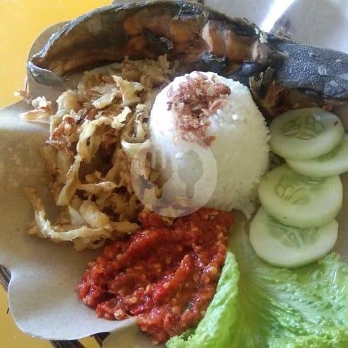Pecel Lele Neraka Tanpa Nasi menu Kapten Ayam Geprek, Sutomo