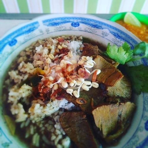 Rawon menu Warung Soto & Tahu Campur Lamongan Gang Salak, Kebonsari