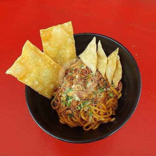 Mie Teror Jember: Surga Makanan Pedas yang Wajib Dicoba