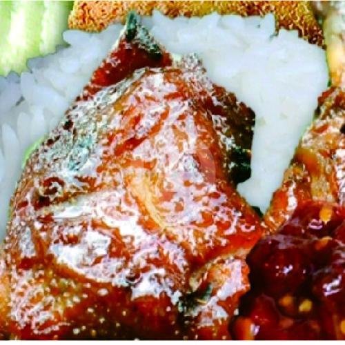 Paket Ayam Bakar menu Iga Bakar Mas Giri, Sumur Bandung