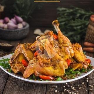 Ampla menu Ayam Goreng Buni, Mangga Besar 1