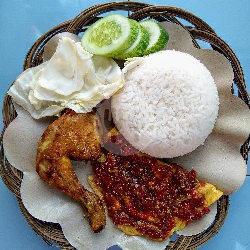 Paket Bakar menu Ayam Bakar Eyang Putri, Srirejeki