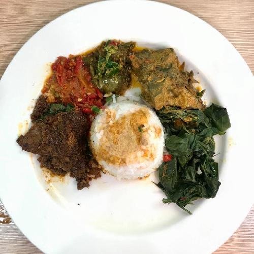 Nasi Ayam Bakar menu Nasi Padang RM Maju Jaya, Gegerkalong