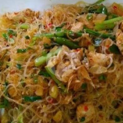 Bihun Goreng Sapi menu RM Sahabat & Seafood, Mawar Merah