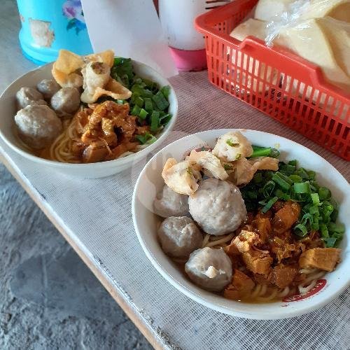 Mie Ayam Babat Iso menu Bakso Babat Iso & Mie Ayam Pak No, Ungaran Barat