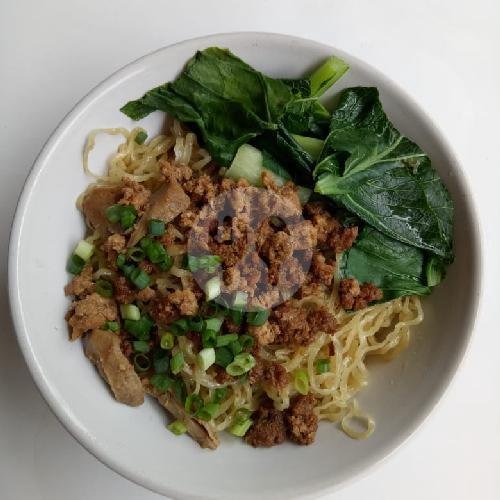 Review Bakmi Atung: Noodle Shop Hits di Tambora, Jakarta
