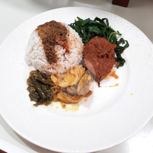 Nasi Padang Gulai Ayam menu Citra Minang Masakan Padang, Prof Dr. Hamka