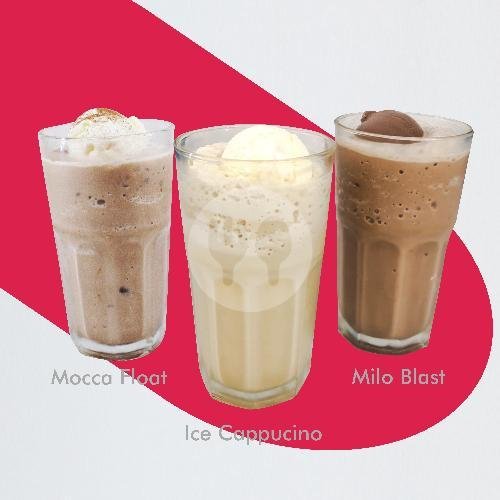 Mocha Float menu Pizza AlaPiazza, Jati Perintis