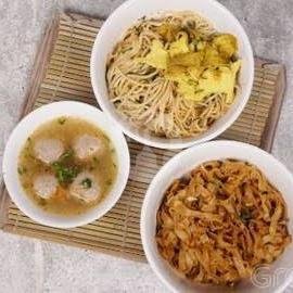 Yamin Ceker menu Mie Ayam Dan Bakso Goli, Cangkring 2