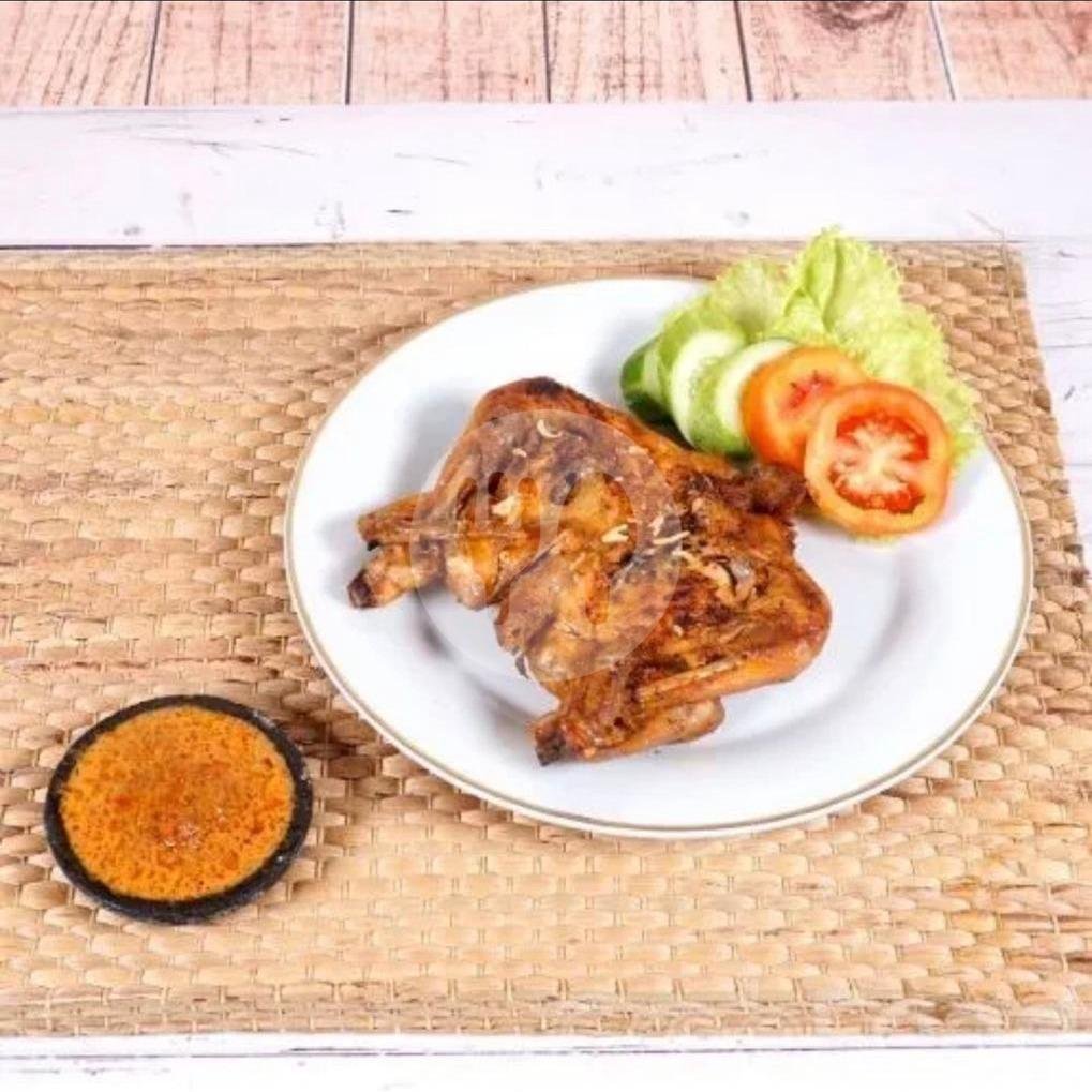 Ayam Pelecing Taliwang menu Ayam Bakar Taliwang Bersaudara, Citarum